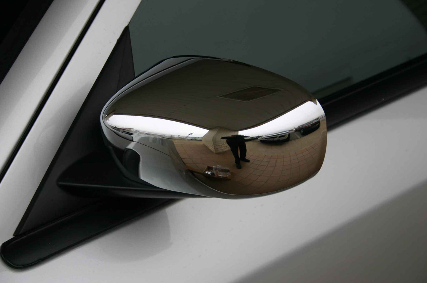 Chrysler 300 Chrome Mirror Cover Trim