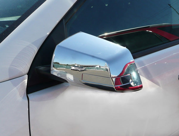 Saturn Outlook Chrome Mirror Cover