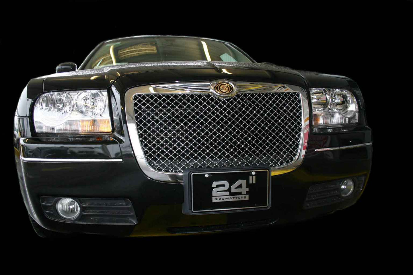 chrysler-300-chrome-bentley-mesh-grille-grill-trim-molding